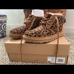 UGG NEUMEL LEOPARD SIZE 7